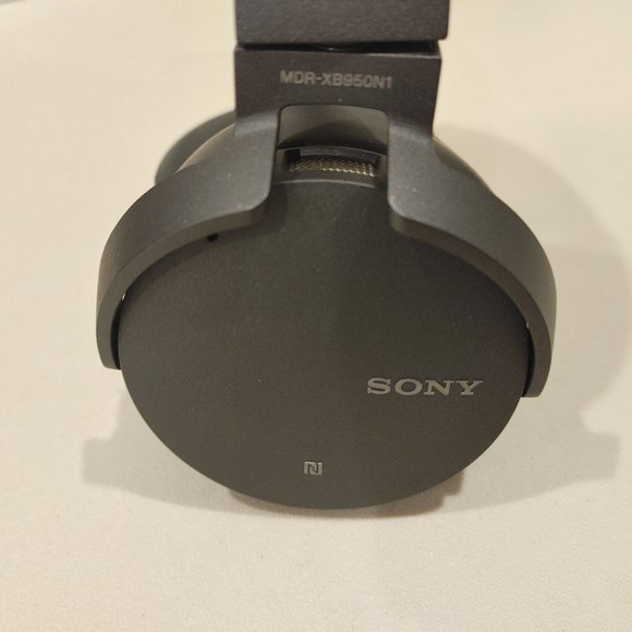 Sony MDR-XB950N1 noise canceling extra bass wireless headphones (black) - Picture 9 of 11